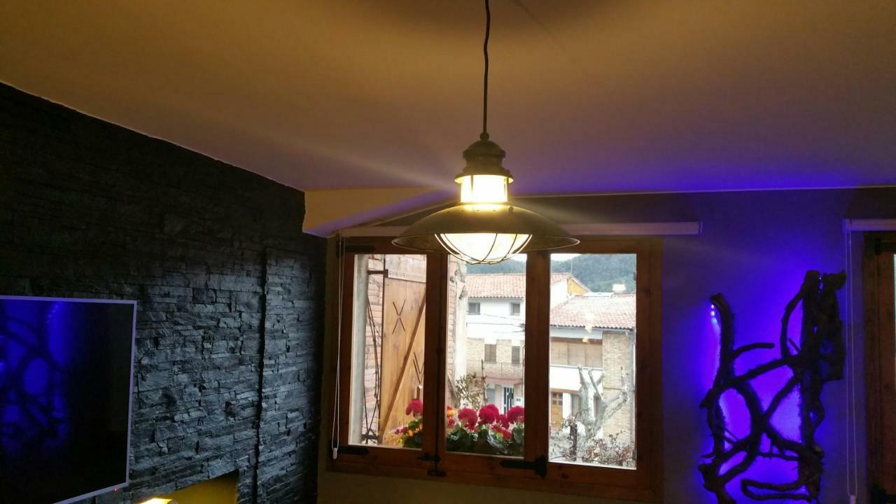 شقة Piso Diseno Rustico 4 Plazas Con Vistas Borredá المظهر الخارجي الصورة